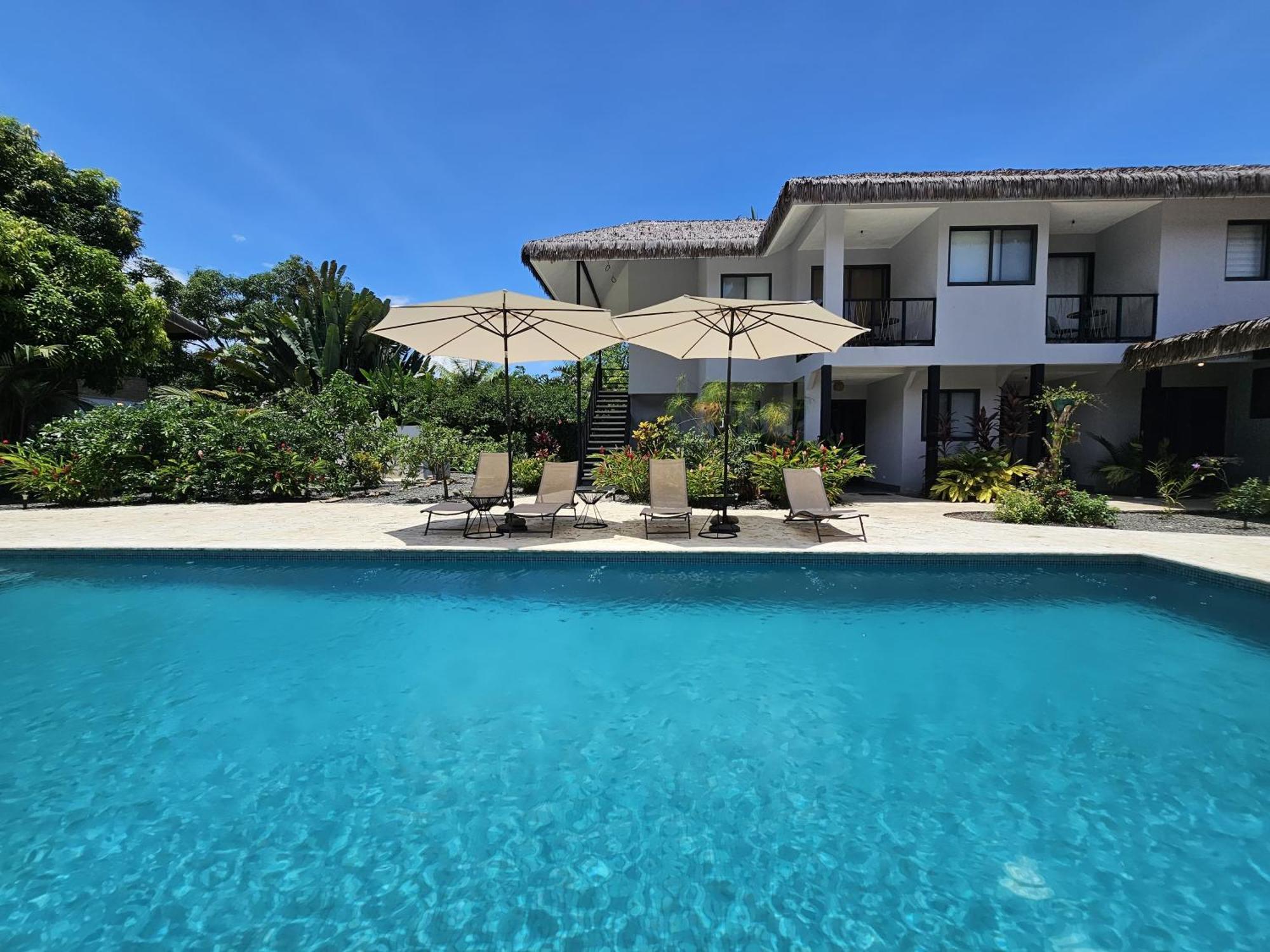 Yuli Hotel Uvita Esterno foto